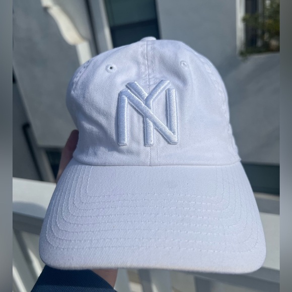 Vintage American Needle white on white New York Yankees cap embroidered festival - Picture 1 of 9